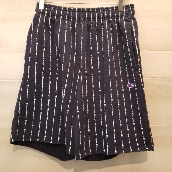 {L} Champion Logo Pin Stripe Spellout Dark Navy Blue Sweat Pant Style Shorts - Picture 1 of 10